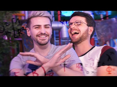 Amixem et Joyca testent CEREBRUM dans "Des cuts & des zooms"